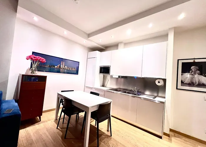Appartement Castel Sant'angelo 90 - Near Piazza Cavour By Rhr *