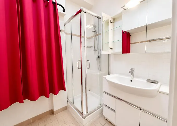 Appartement Castel Sant'angelo 90 - Near Piazza Cavour By Rhr *